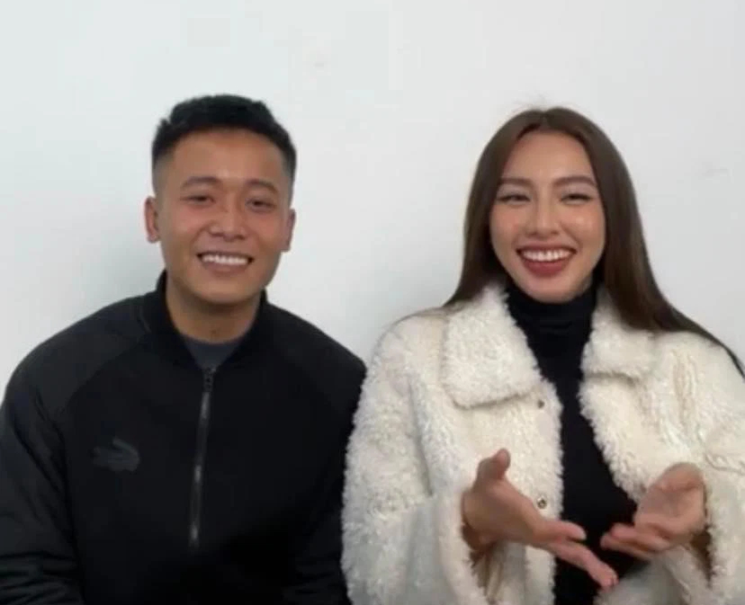 Quang Linh Vlogs bẽn lẽn trong buổi livestream với Hoa hậu Thùy Tiên - Ảnh 2.
