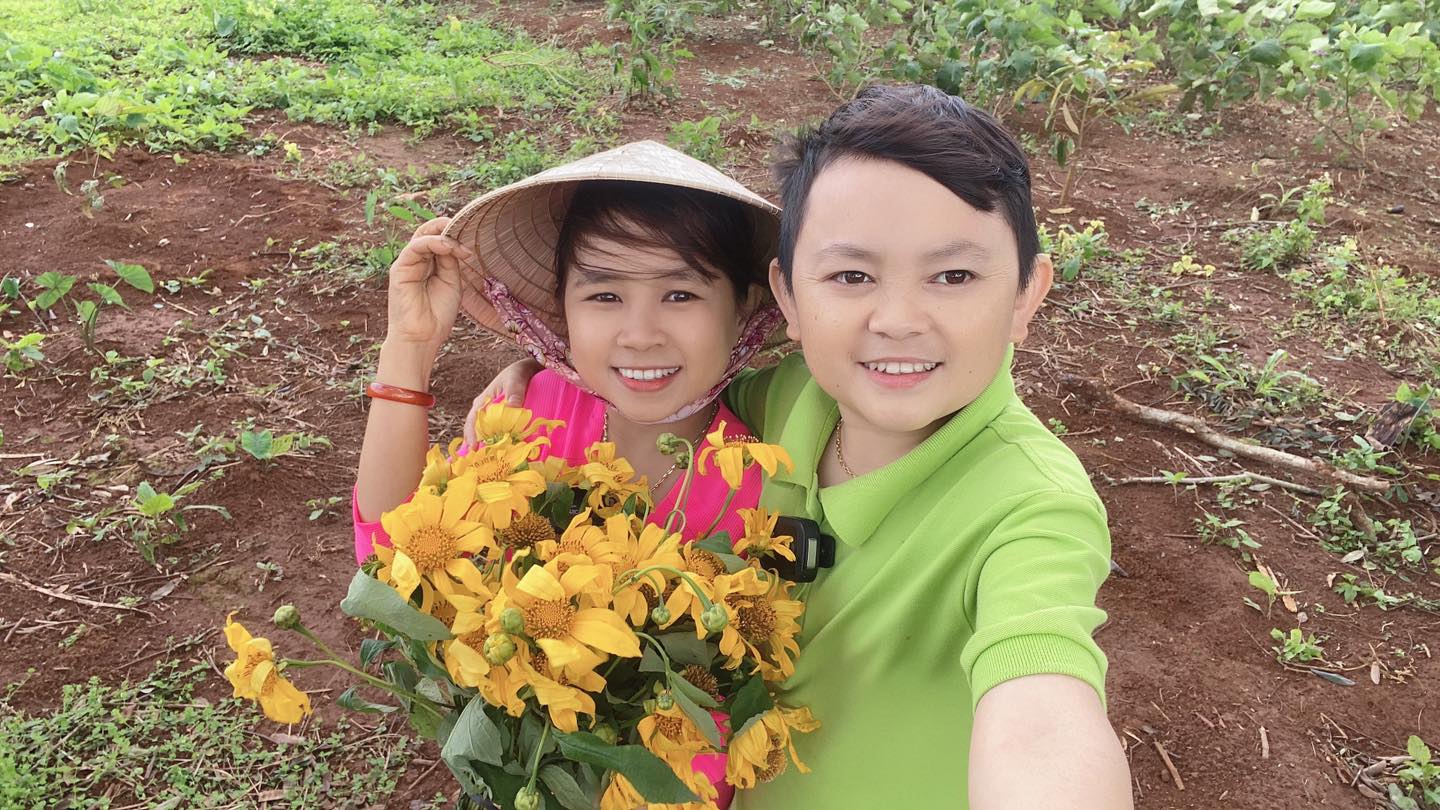 Cặp vợ chồng 1m20 kết hôn ở Đắk Nông: Làm Youtube, sống viên mãn dù không thể sinh con - Ảnh 5.