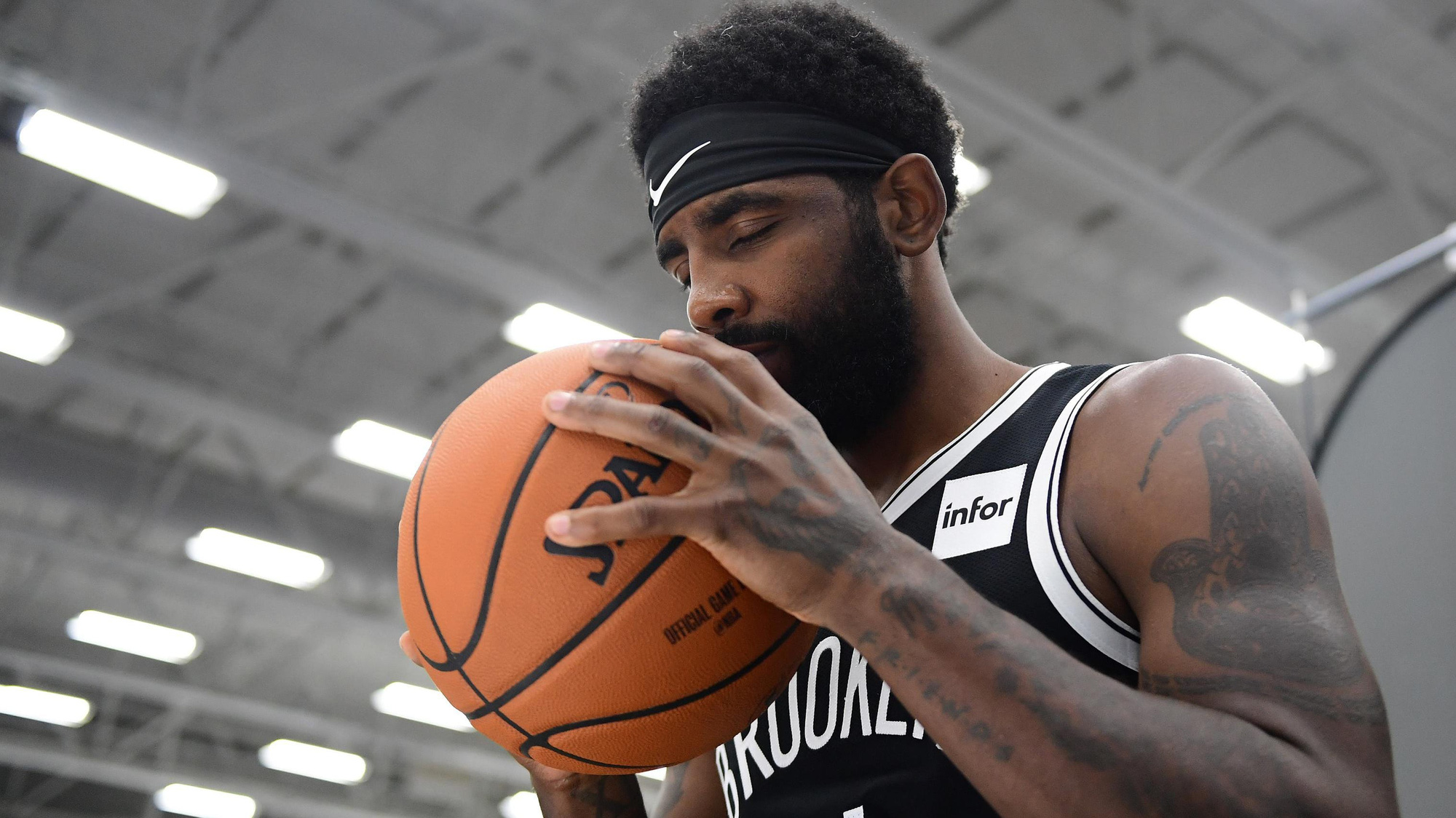 New York mang tin vui vô bờ tới cho Kyrie Irving và NHM Brooklyn Nets - Ảnh 3.