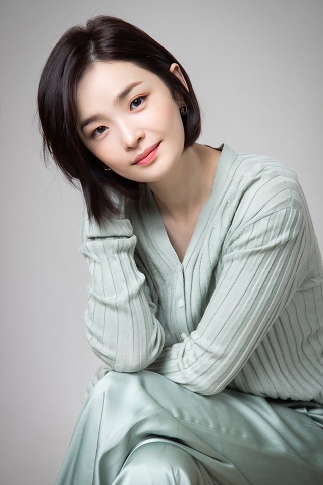 Mỹ nhân phim Tuổi 39 Jeon Mi Do: Nữ hoàng nhạc kịch xứ Hàn, đóa hoa nở muộn của màn ảnh - Ảnh 2.