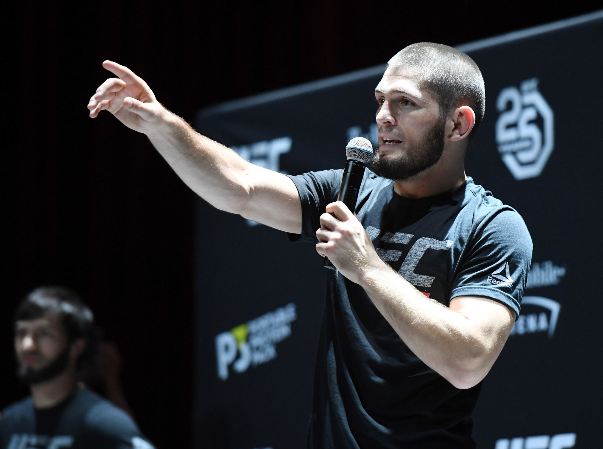 Từ nhà vô địch bất bại, Khabib đã trở thành tay đầu tư đầy tham vọng như thế nào? - Ảnh 4.