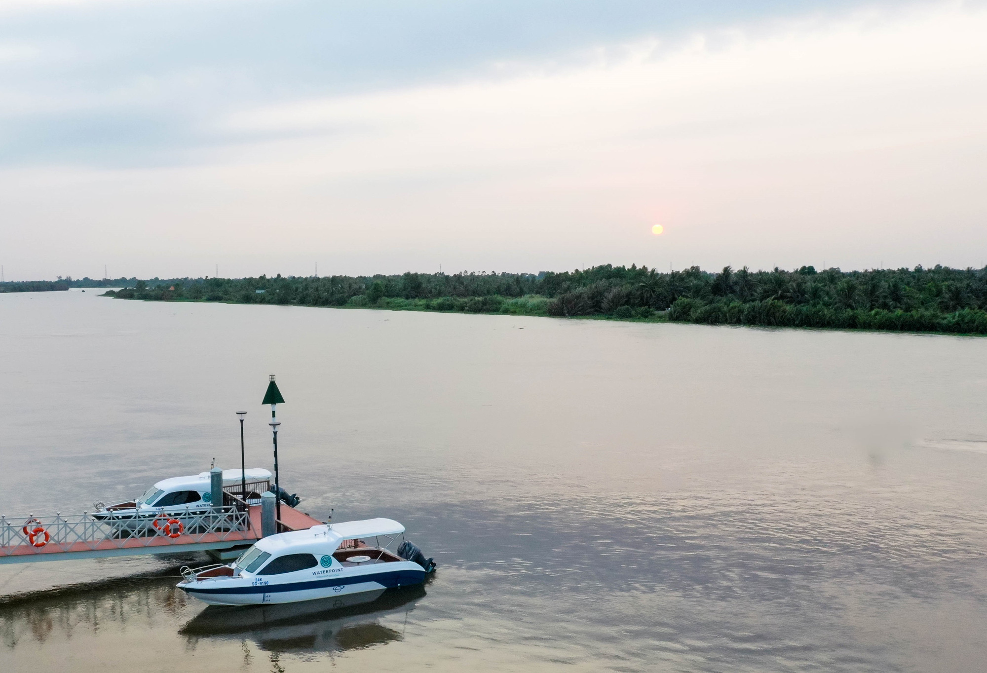 Đây là những lý do khiến BĐS view sông chưa bao giờ giảm nhiệt dù thị trường biến động - Ảnh 2.