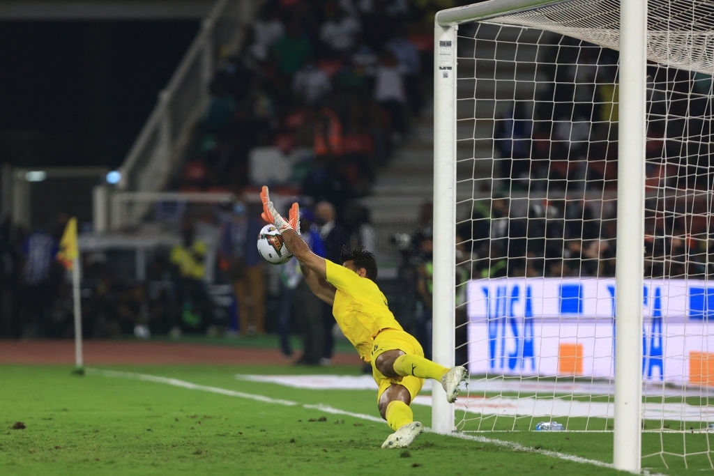 Mane từ tội đồ hóa người hùng trên chấm 11m, Senegal hạ gục Ai Cập của Salah để lần đầu vô địch Cúp châu Phi - Ảnh 13.