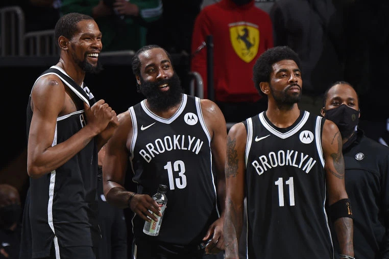 Brooklyn Nets khủng hoảng còn Kyrie Irving vẫn chỉ coi bóng rổ là công việc đối phó? - Ảnh 3.