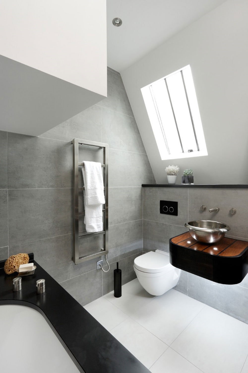 Tận dụng gác mái làm phòng tắm, ý tưởng thiết kế vừa đẹp vừa độc đáo ngại gì mà không thử - Ảnh 6.