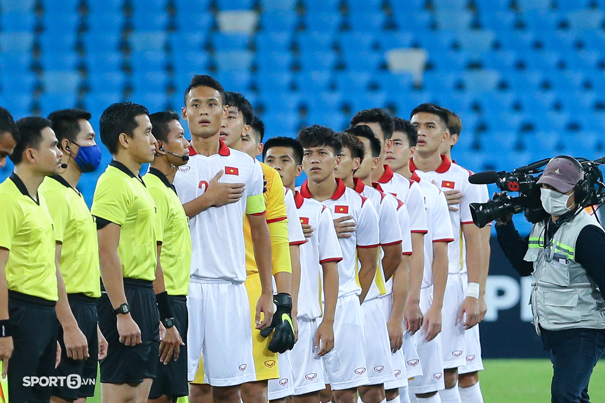 U23 Việt Nam vô địch giải U23 Đông Nam 2022 nhận bằng khen Bộ VHTTDL - Ảnh 1.