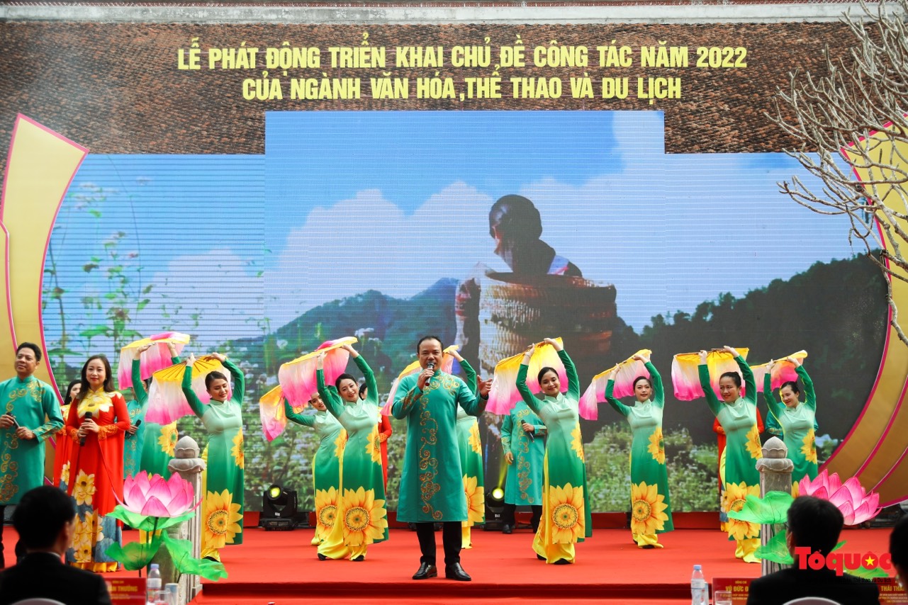 Toàn cảnh Lễ phát động triển khai chủ đề công tác năm 2022 của ngành Văn hóa, Thể thao và Du lịch  - Ảnh 2.