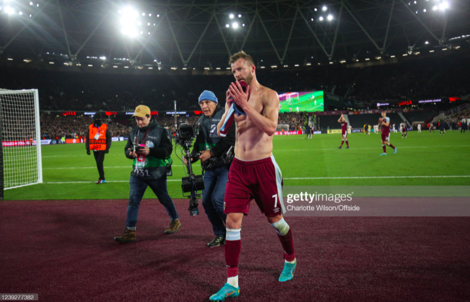 West Ham giành chiến thắng lịch sử trước đội bóng vĩ đại nhất Europa League - Ảnh 5.