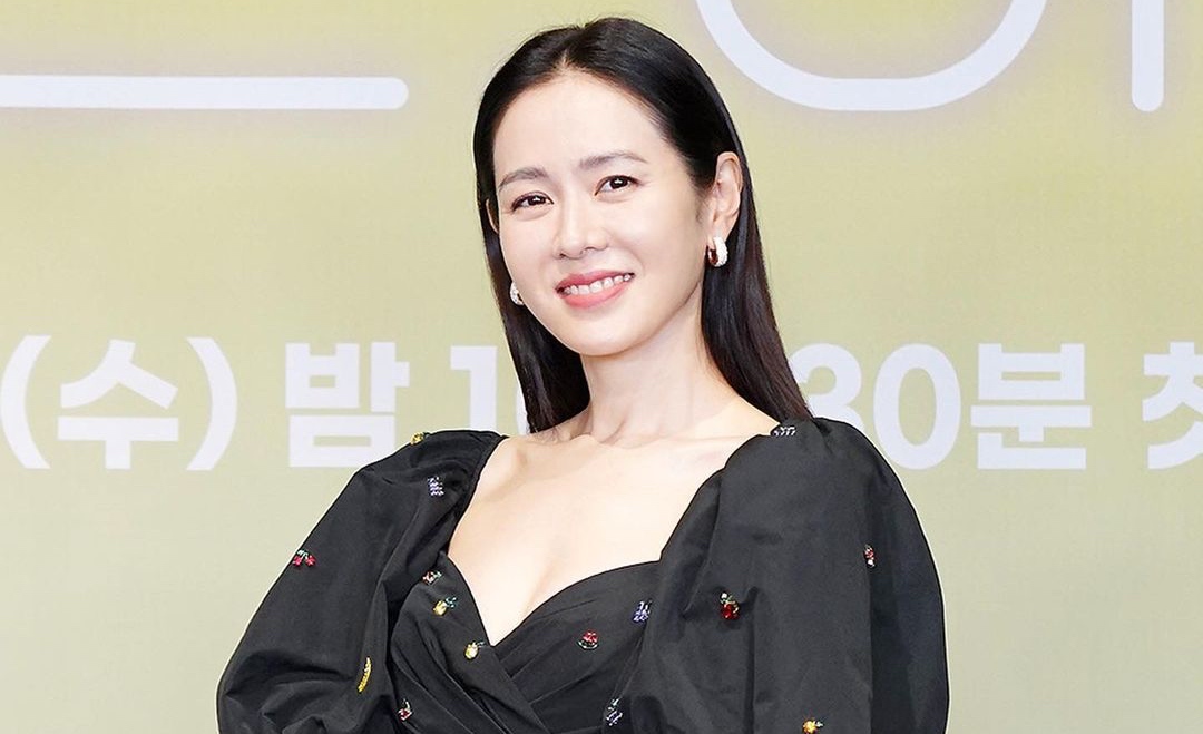 thirty-nine-press-conference-son-ye-jin-16450854842191983374820.jpg