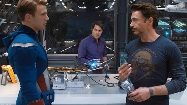 5 bí mật hậu trường đến fan cứng Marvel cũng chưa chắc biết: Nghe lý do Spider Man không chửi thề mà ngao ngán giùm - Ảnh 2.