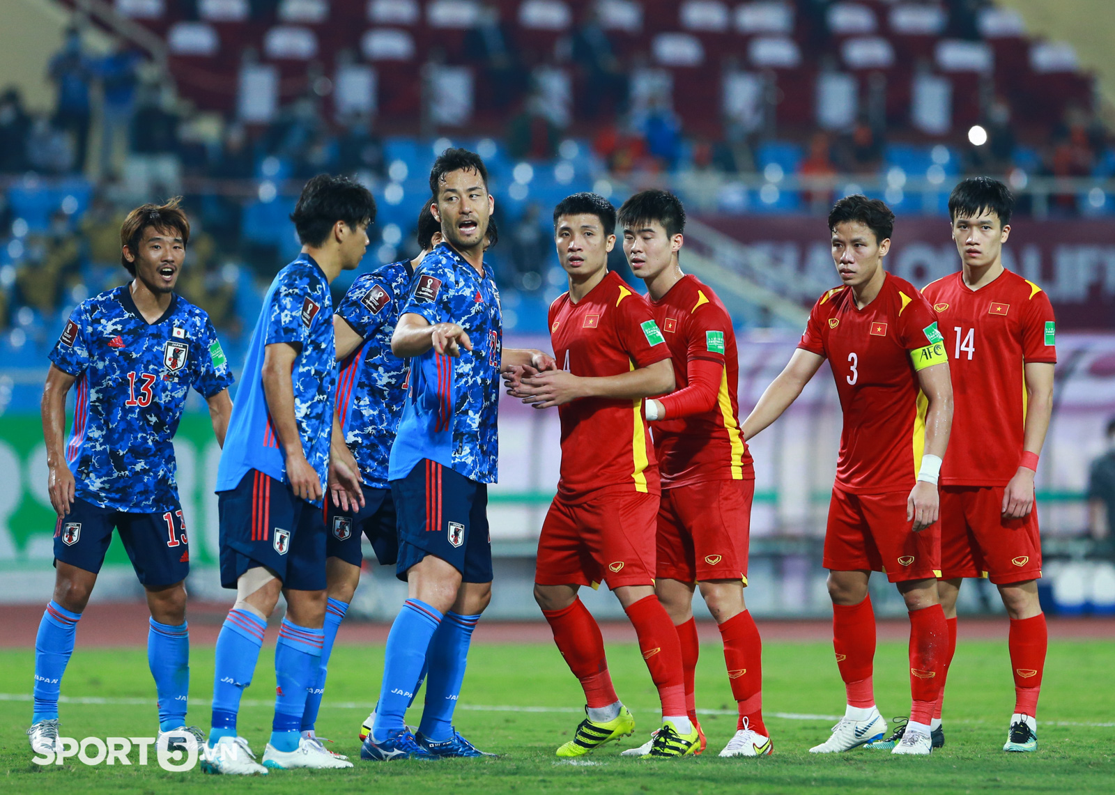 HLV Park Hang-seo: &quot;Tuyển Việt Nam khát khao vượt tầm Đông Nam Á&quot; - Ảnh 1.