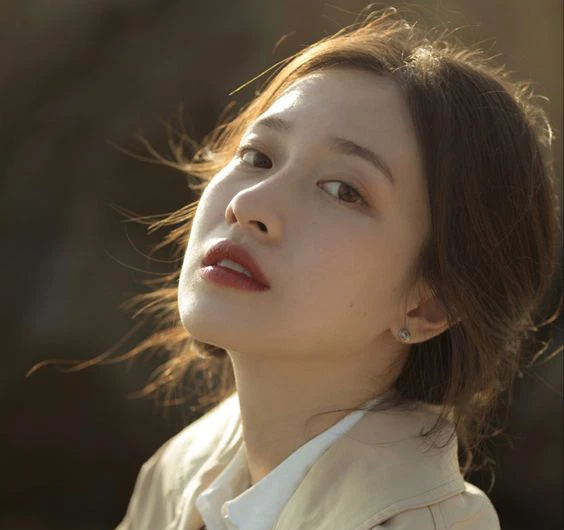 Quá nhàm chán với nữ giúp việc, tôi tuyển đại anh chàng ở chợ lao động về thay thế, để rồi xảy ra chuyện đen đủi tôi đỡ không nổi - Ảnh 1.