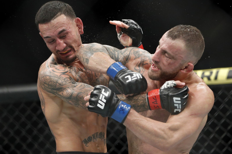 Alexander Volkanovski và những câu hỏi đáng chú ý xung quanh hạng lông UFC - Ảnh 3.