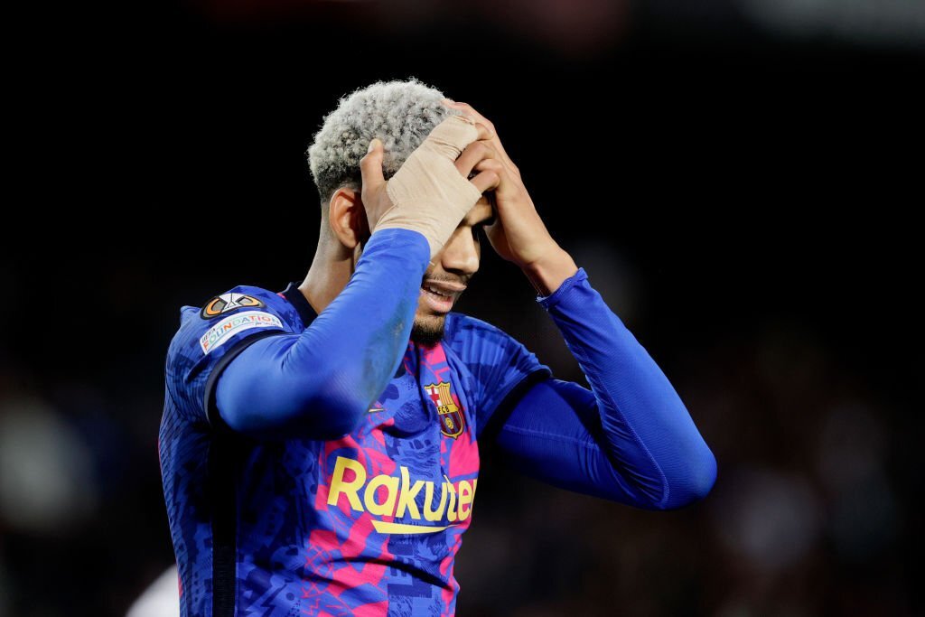 Barcelona bất ngờ thảm bại ở Camp Nou, chính thức bị loại khỏi Europa League - Ảnh 11.