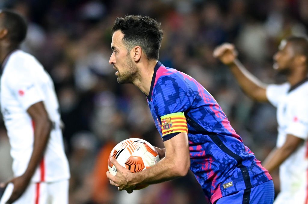 Barcelona bất ngờ thảm bại ở Camp Nou, chính thức bị loại khỏi Europa League - Ảnh 10.