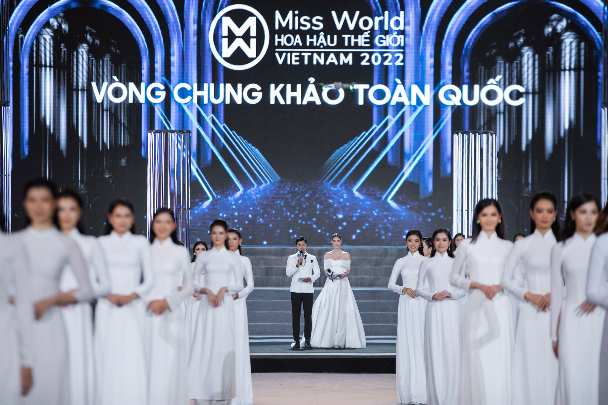 Nguyên Khang lịch lãm bên Á hậu Phương Anh tại Miss World Vietnam - Ảnh 6.