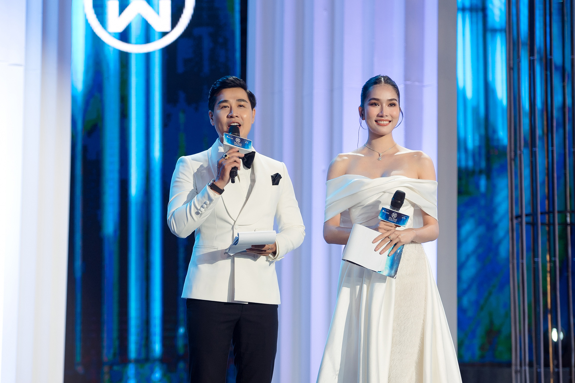 Nguyên Khang lịch lãm bên Á hậu Phương Anh tại Miss World Vietnam - Ảnh 4.