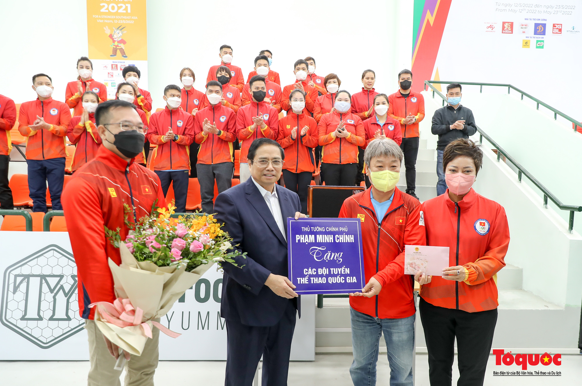 Thủ tướng thăm và động viên đoàn thể thao Việt Nam chuẩn bị SEA Games 31 - Ảnh 23.
