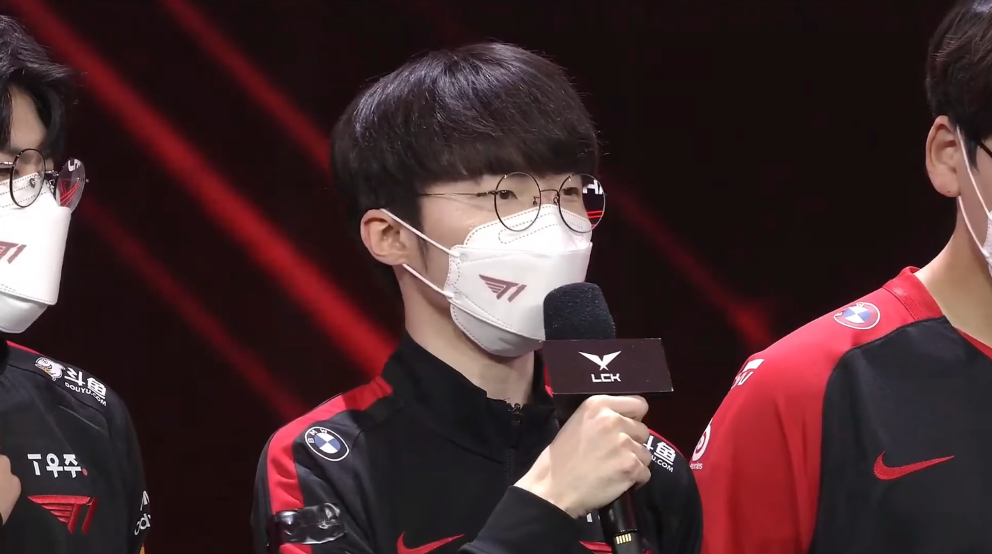 Vô địch LCK, Faker tiếc nuối vì đã không thi đấu tốt, hứa sẽ chinh phục MSI 2022 cùng T1 - Ảnh 1.