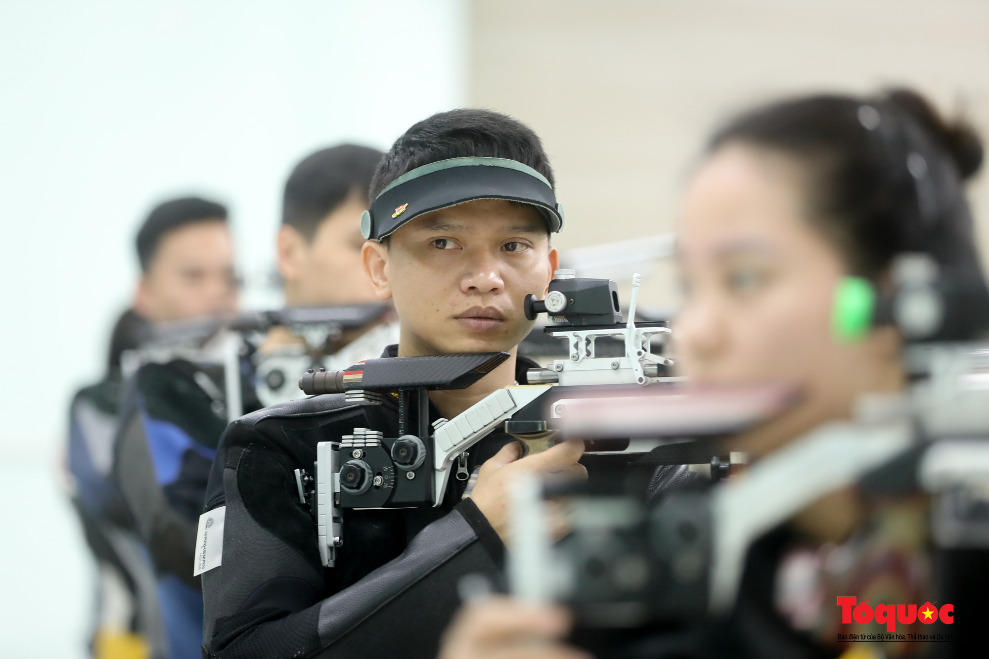 Vào trường bắn xem Bắn súng Việt Nam &quot;luyện vàng&quot; trước thềm SEA Games 31 - Ảnh 12.