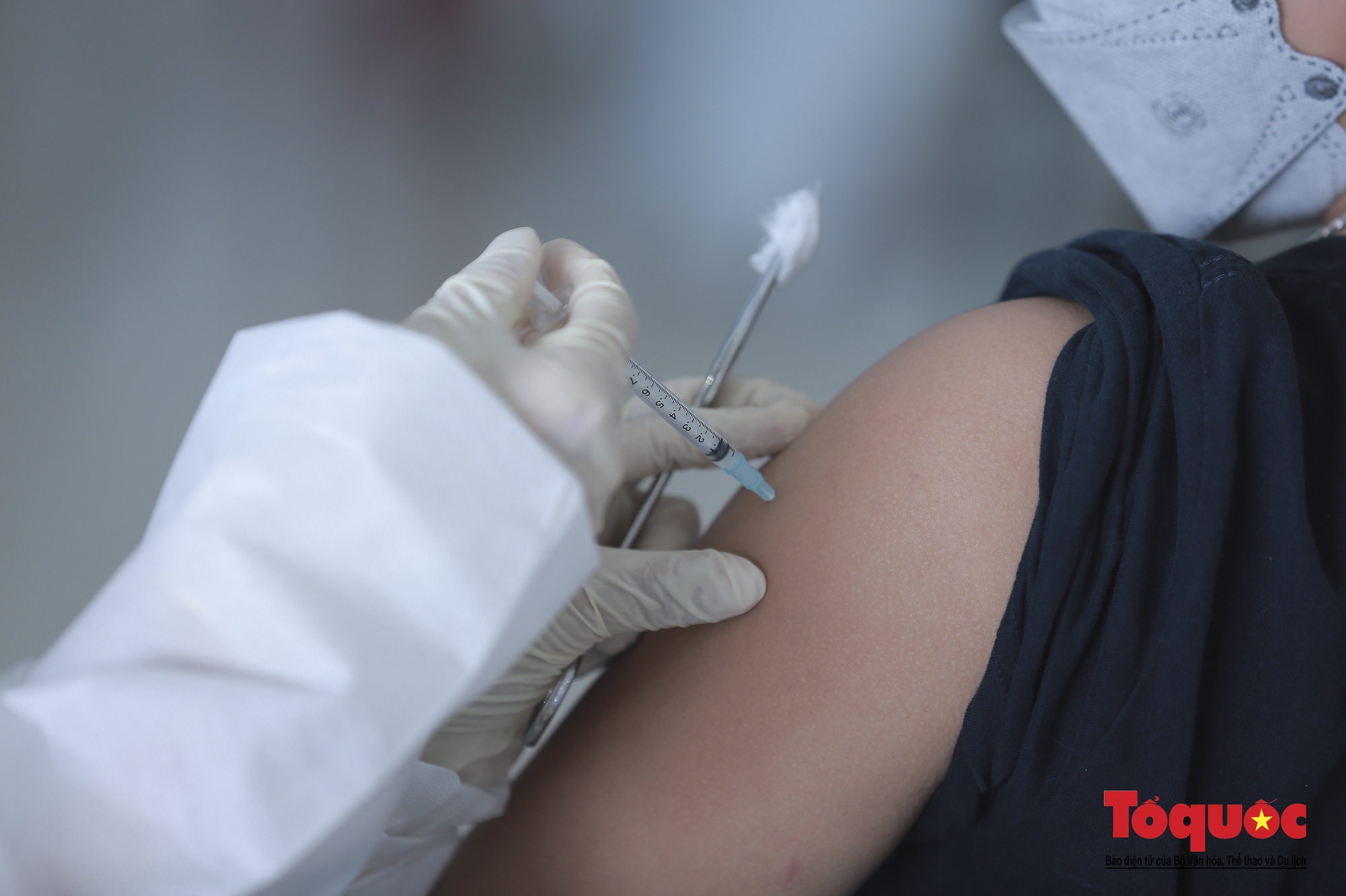 Đà Nẵng bắt đầu tiêm vaccine phòng Covid-19 cho trẻ - Ảnh 8.