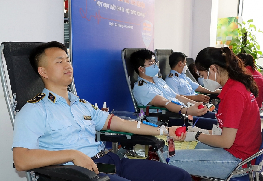 Lực lượng Quản lý thị trường góp trên 822.955ml máu vào quỹ máu quốc gia - Ảnh 22.