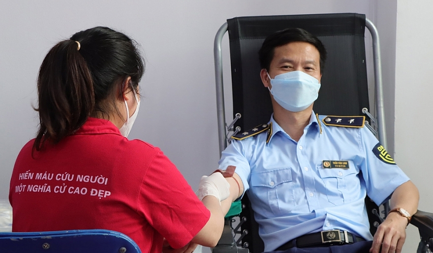 Lực lượng Quản lý thị trường góp trên 822.955ml máu vào quỹ máu quốc gia - Ảnh 17.