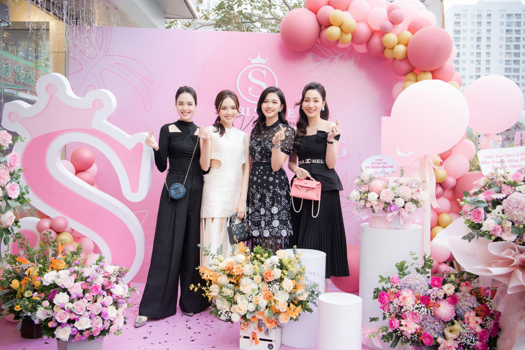 Suri Store - Lựa chọn hàng đầu của loạt KOLs và bỉm sữa thông thái - Ảnh 1.
