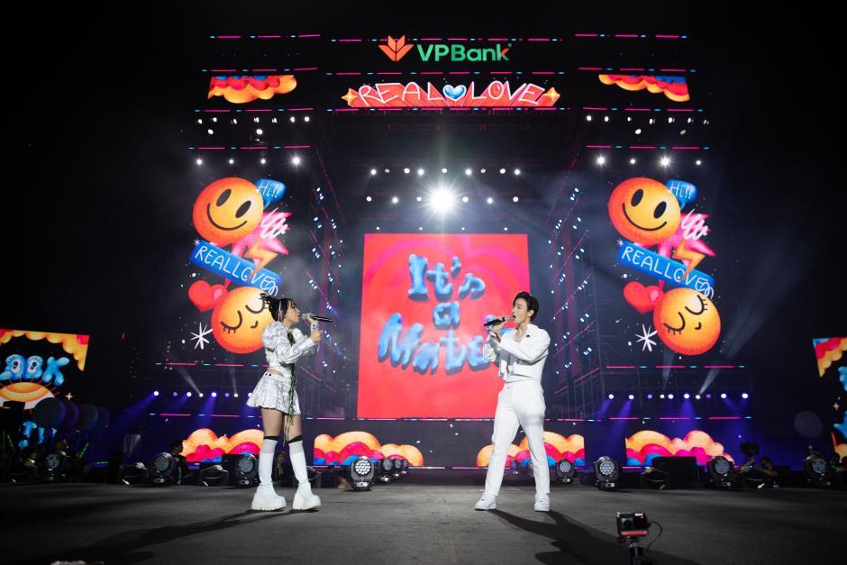 Đại nhạc hội Light Up Viet Nam do VPBank tổ chức bùng nổ không gian mạng với 3 triệu lượt xem livestream - Ảnh 6.