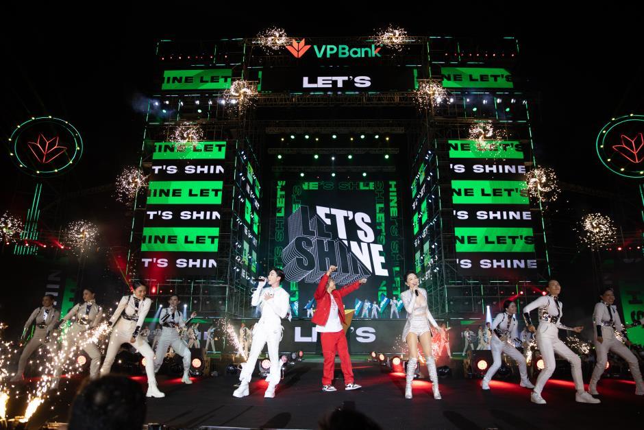 Đại nhạc hội Light Up Viet Nam do VPBank tổ chức bùng nổ không gian mạng với 3 triệu lượt xem livestream - Ảnh 9.