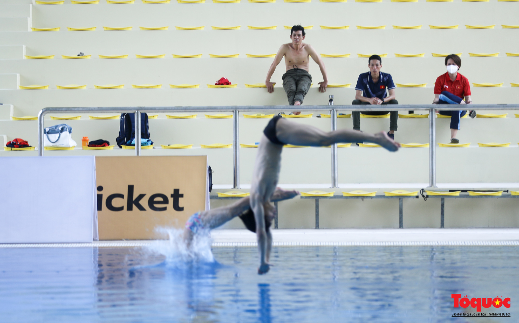 Đội nhảy cầu Việt Nam luyện tập sẵn sàng chinh phục mục tiêu vàng SEA Games 31 - Ảnh 13.