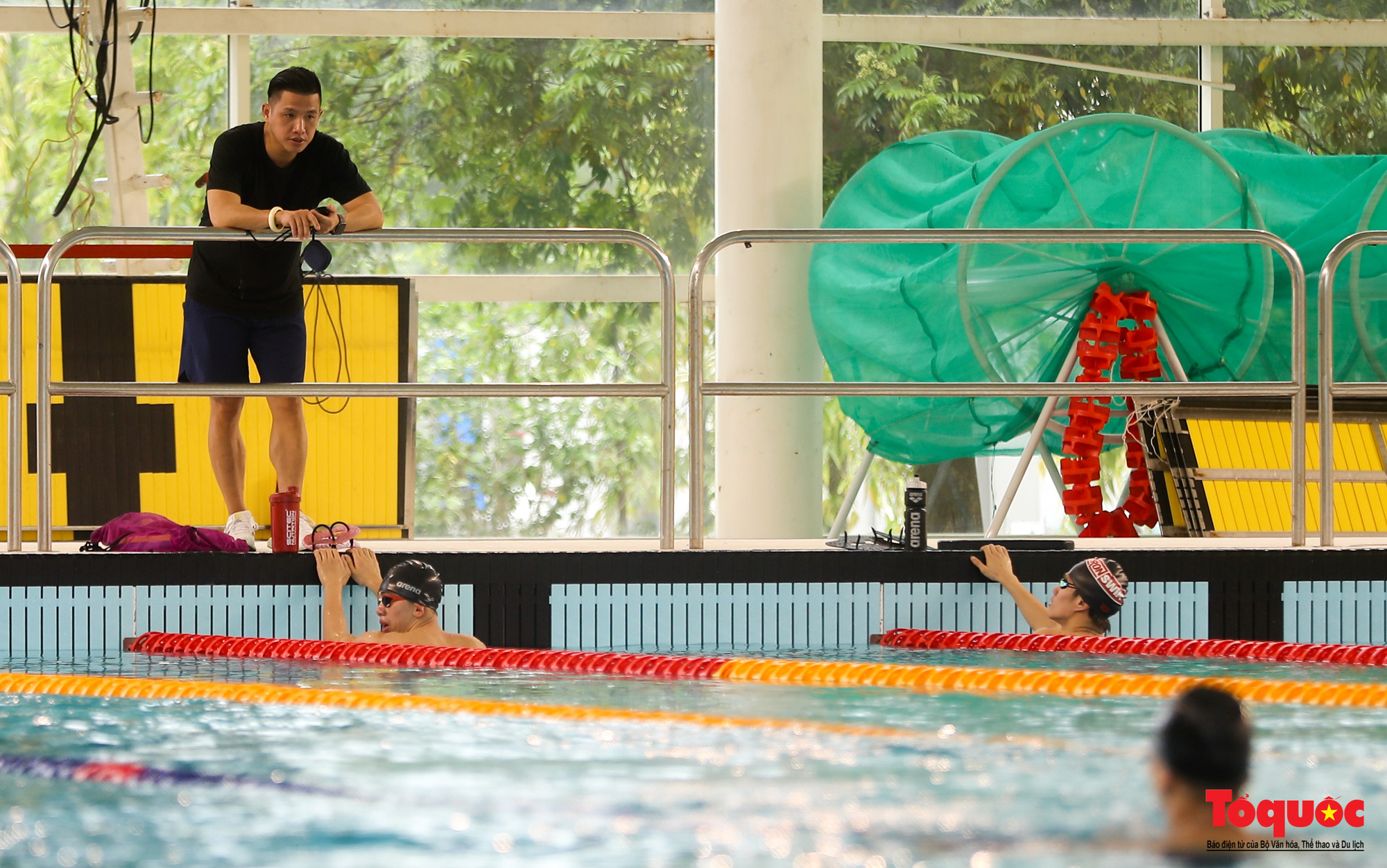 Kình ngư Việt Nam luyệt tập cho ngày &quot;săn vàng&quot; trên đường đua xanh SEA Games 31 - Ảnh 16.