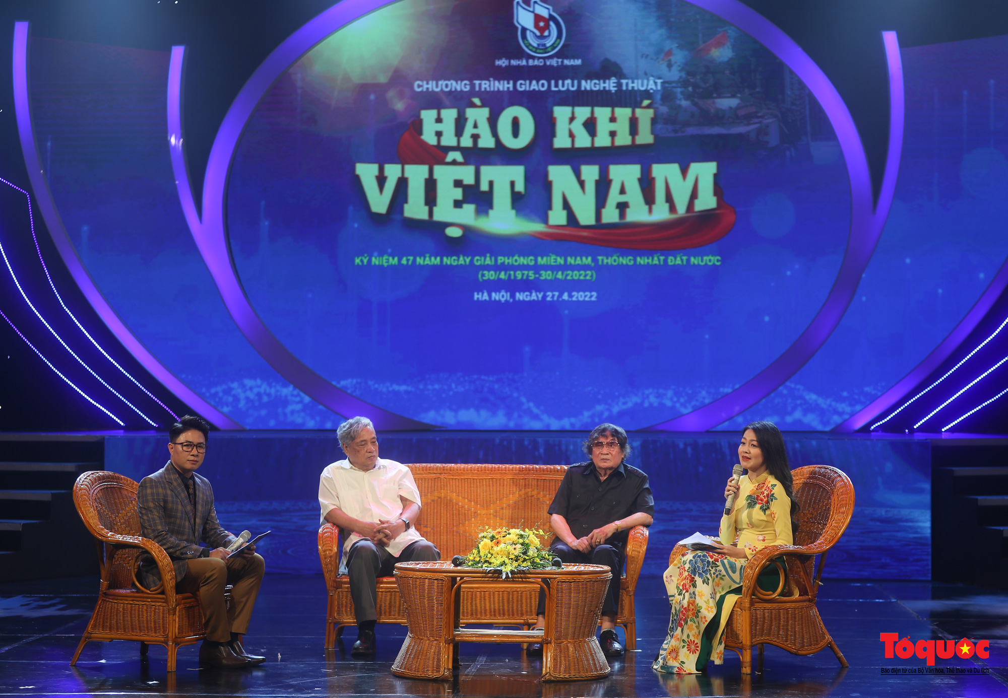 Hào hùng không khí 30/4 trong chương trình nghệ thuật “Hào khí Việt Nam” - Ảnh 5.
