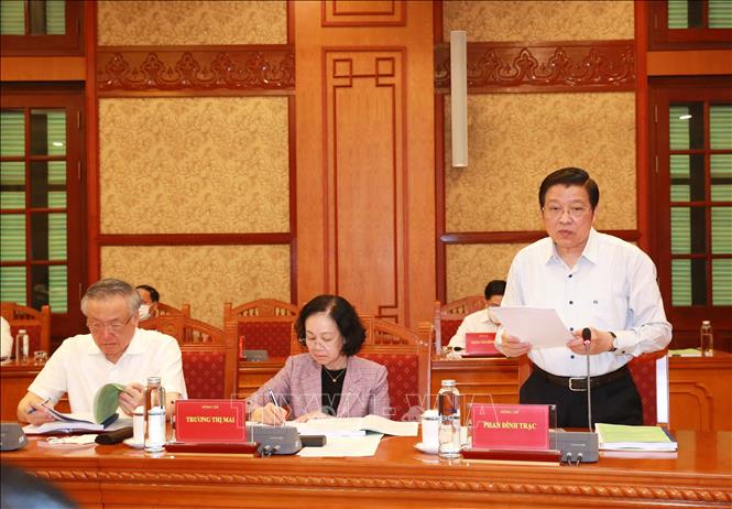 Tổng Bí thư Nguyễn Phú Trọng: Cứ có dấu hiệu vi phạm là ủy ban kiểm tra vào - Ảnh 2.