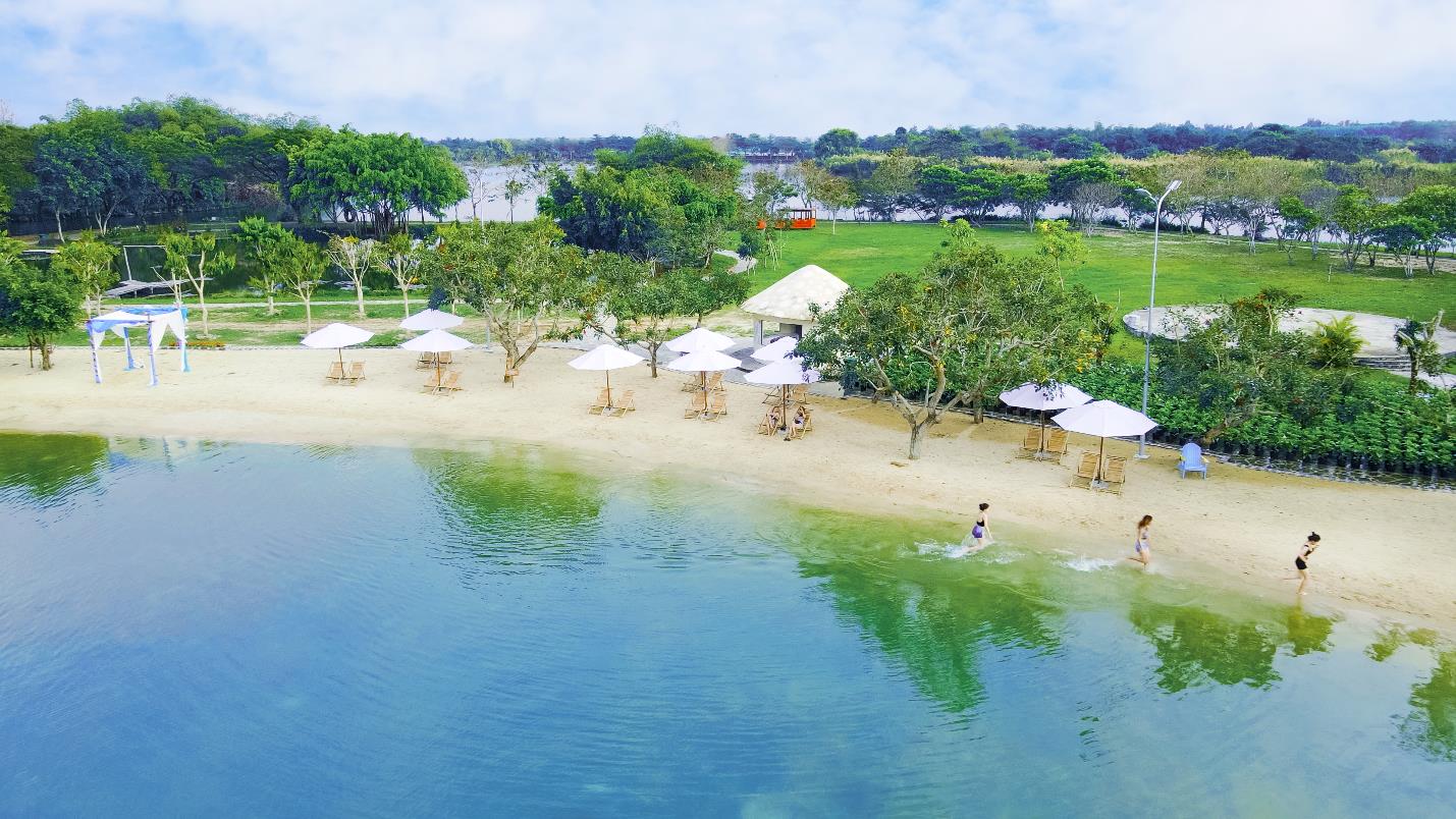 Lên đồ đi biển hồ nhân tạo ở Đồng Nai, không chất không về - Ảnh 2.