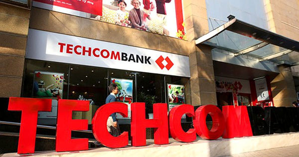 Techcombank: LNTT quý 1 đạt 6,8 ngàn tỷ đồng, giữ lại toàn bộ lợi nhuận để đầu tư vào số hóa, dữ liệu và nhân tài - Ảnh 1.