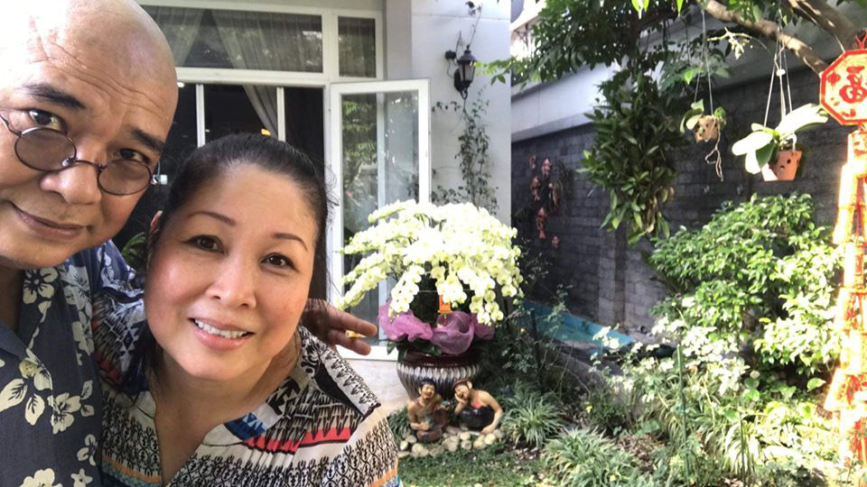 Tổ ấm hạnh phúc của NSND Hồng Vân và tài tử điện ảnh một thời Lê Tuấn Anh - Ảnh 4. Tổ ấm hạnh phúc của NSND Hồng Vân và tài tử điện ảnh một thời Lê Tuấn Anh - Ảnh 4.