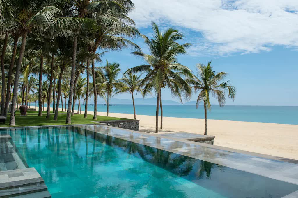 Top 3 căn phòng xa xỉ nhất trong các khu resort xa xỉ hàng đầu Việt Nam: Nghỉ 1 đêm bay vài chục triệu đồng, có nơi lên tới 180 triệu đồng/đêm - Ảnh 9. Top 3 căn phòng xa xỉ nhất trong các khu resort xa xỉ hàng đầu Việt Nam: Nghỉ 1 đêm bay vài chục triệu đồng, có nơi lên tới 180 triệu đồng/đêm - Ảnh 9.