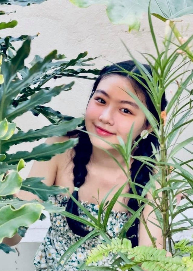 (mai) Con gái nhờ đức cha: Chân dung 2 ái nữ của MC Quyền Linh, đẹp trong veo, thể hình đẹp chẳng kém Hoa hậu - Ảnh 5.
