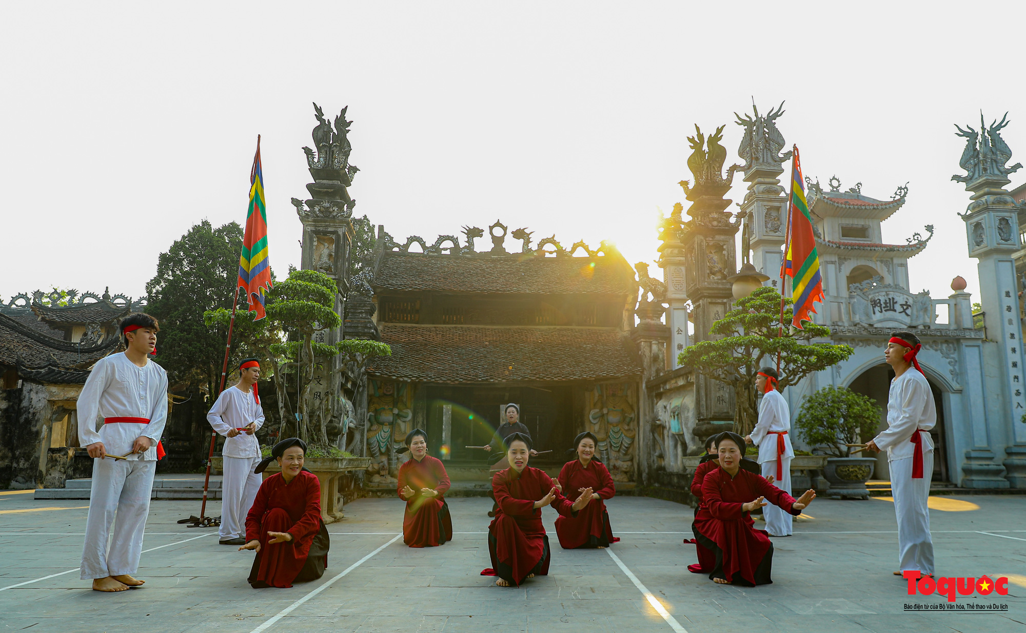Lễ hội đình Hùng Lô là di sản văn hóa phi vật thể quốc gia - Ảnh 22.