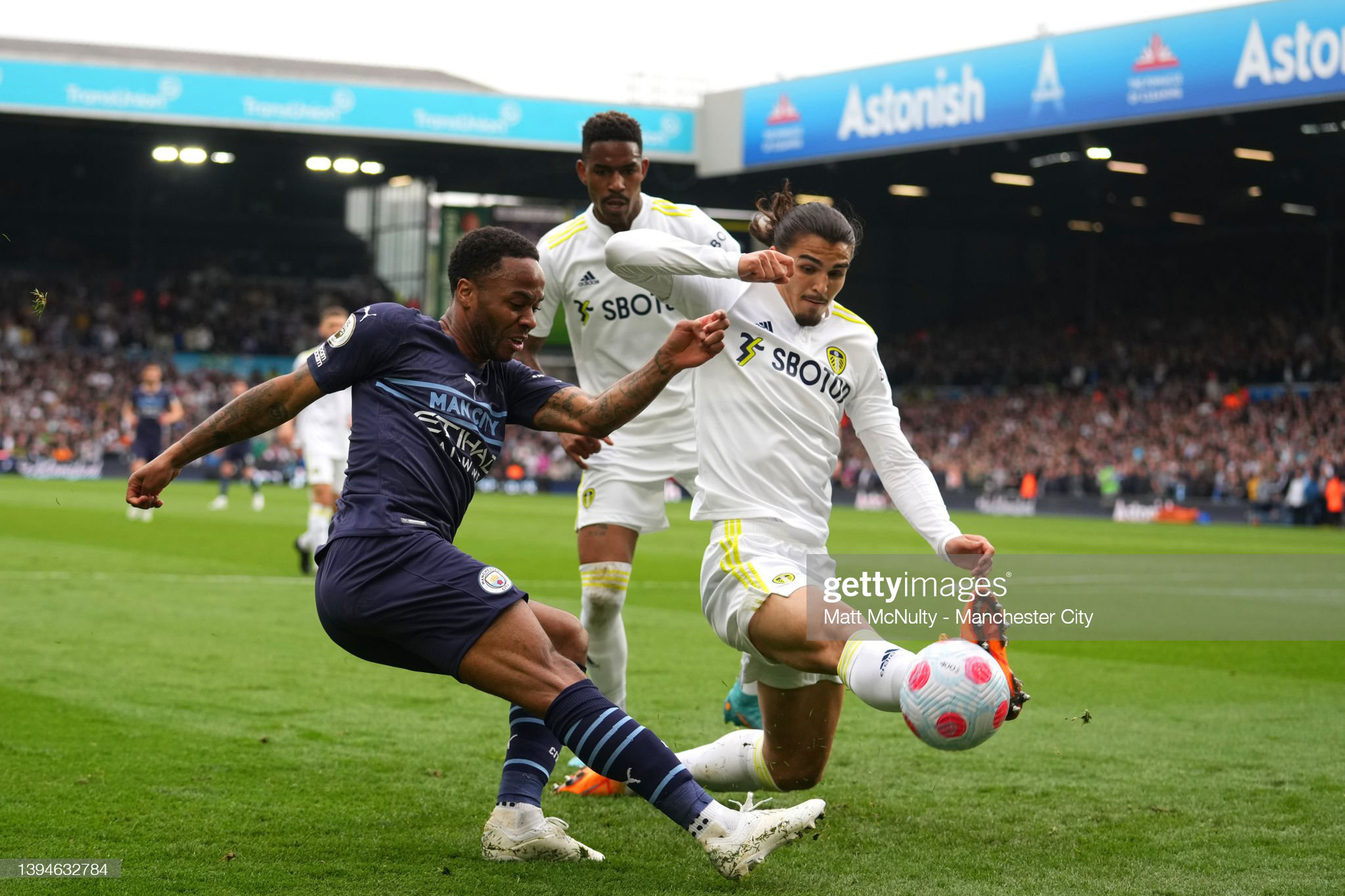 Man City đoạt lại ngôi đầu từ tay Liverpool sau trận thắng hủy diệt trên sân khách - Ảnh 4. Man City đoạt lại ngôi đầu từ tay Liverpool sau trận thắng hủy diệt trên sân khách - Ảnh 4.