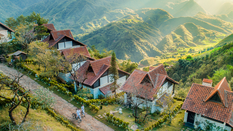 Sapa có một “làng Tây” 5 sao đẳng cấp nằm giữa thung lũng ruộng bậc thang: Cấp sổ đỏ vĩnh viễn, vị trí đắc địa được UNESCO bảo tồn - Ảnh 2.