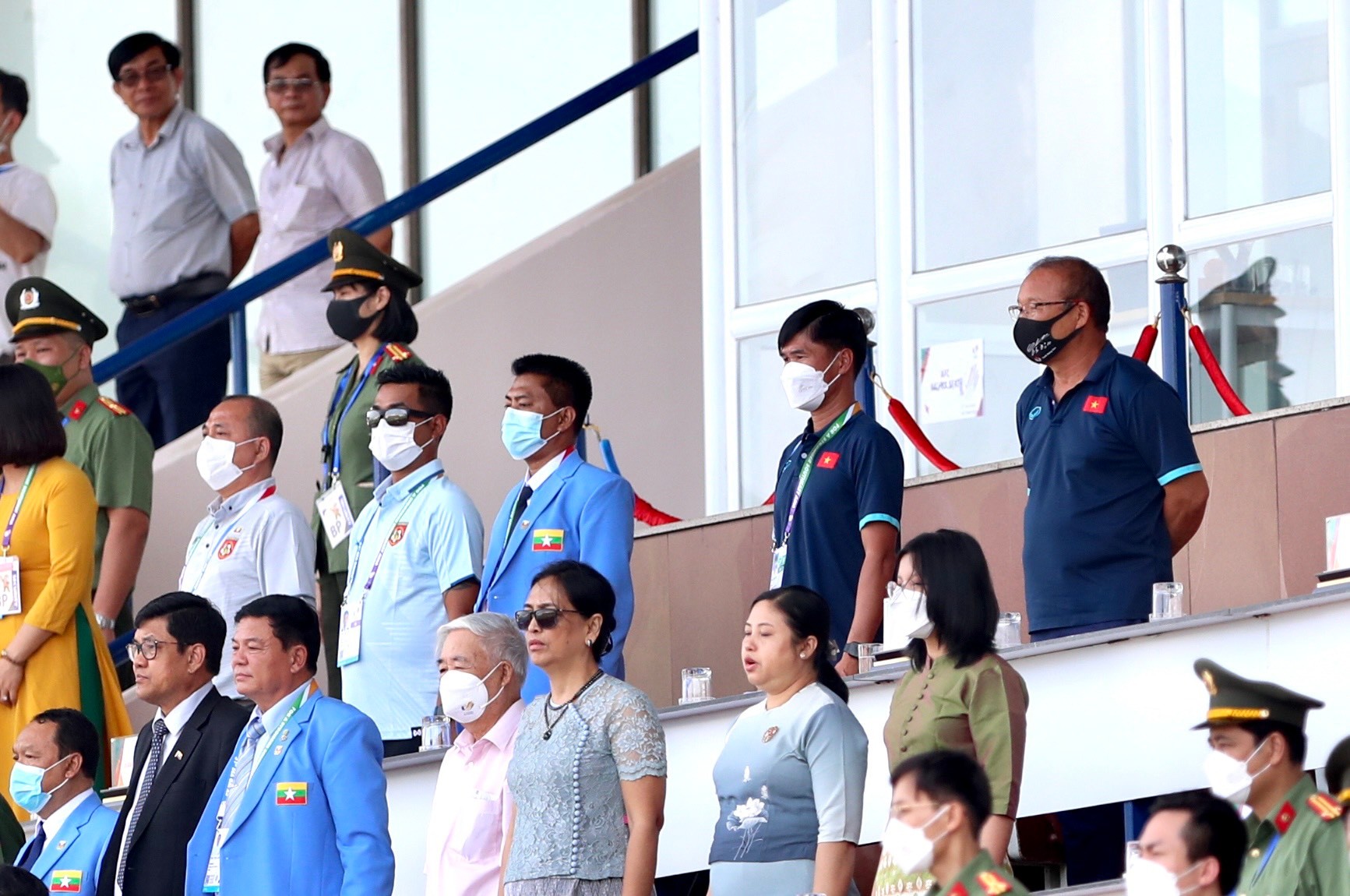 U23 Myanmar đẩy U23 Việt Nam xuống hạng nhờ chiến thắng nghẹt thở trước Philippines - Ảnh 3. U23 Myanmar đẩy U23 Việt Nam xuống hạng nhờ chiến thắng nghẹt thở trước Philippines - Ảnh 3.
