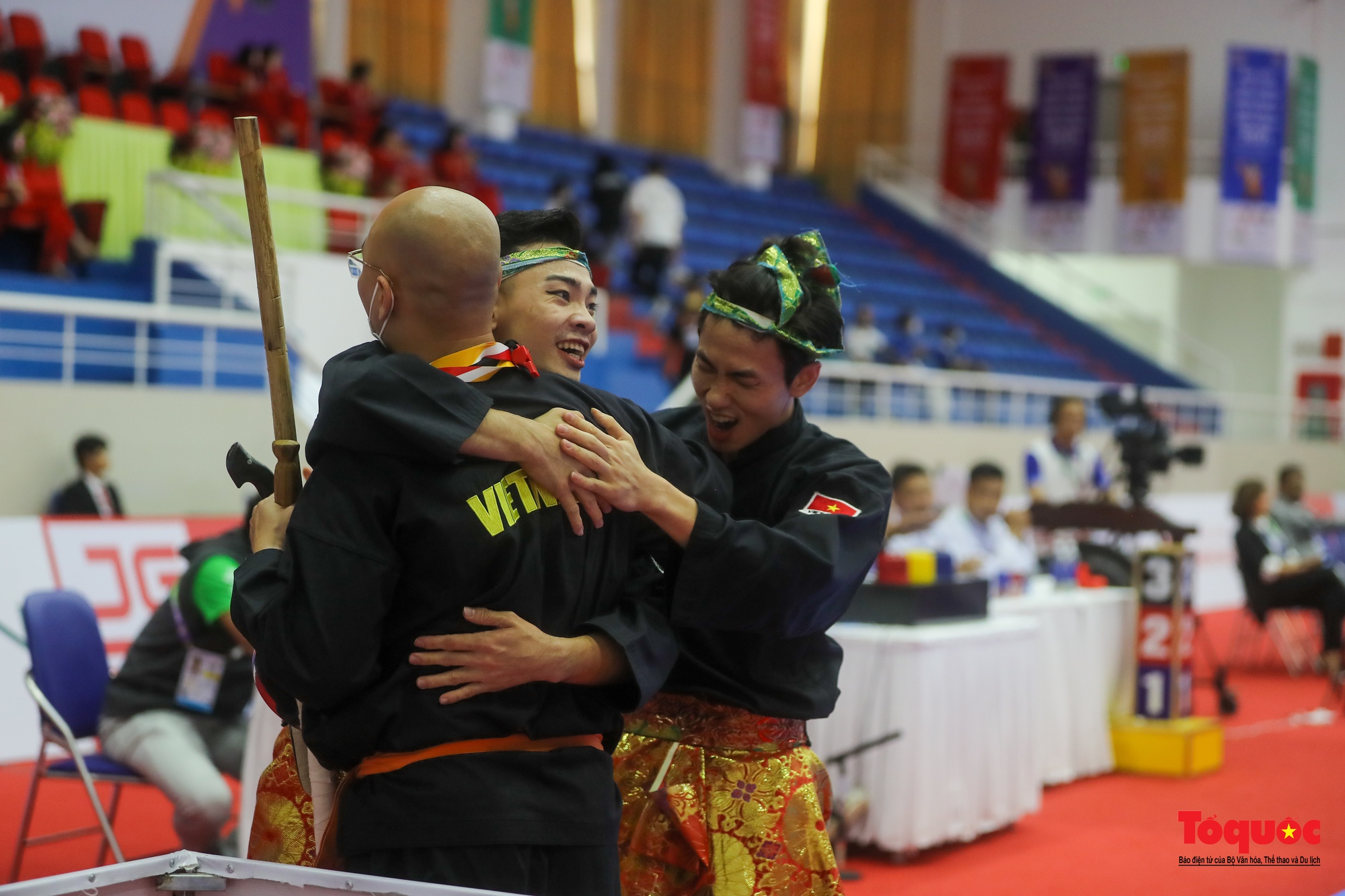 SEA Games 31: Mãn nhãn với màn biểu diễn của đội tuyển quốc gia Pencak Silat trong ngày đầu ra quân - Ảnh 25.