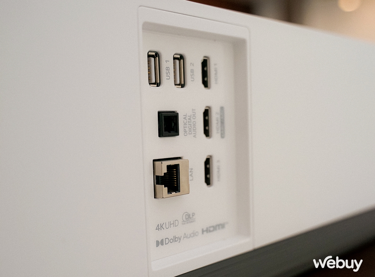 Trải nghiệm máy chiếu LG giá 86 triệu: Sáng đẹp rộng rãi như ngoài rạp, dùng được cả ban ngày, giao diện nhanh mượt, điều khiển ma thuật siêu tiện  - Ảnh 4.