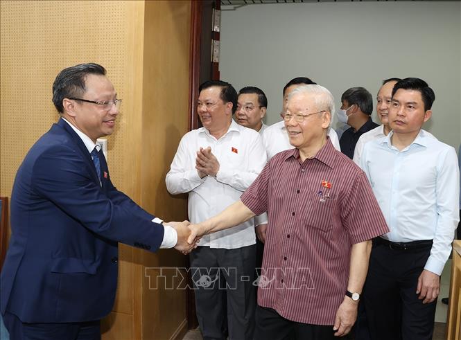 Tổng Bí thư Nguyễn Phú Trọng, Bí thư Quân ủy Trung ương tiếp xúc cử tri - Ảnh 2.