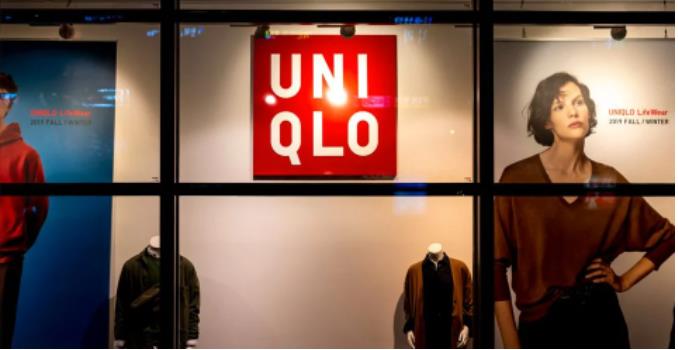 Câu chuyện khởi nghiệp của ông chủ Uniqlo: Sự nghiệp bế tắc, bất đắc dĩ phải phụ giúp tiệm may nhỏ của cha, thành lập công ty thời trang hàng đầu thế giới - Ảnh 2.