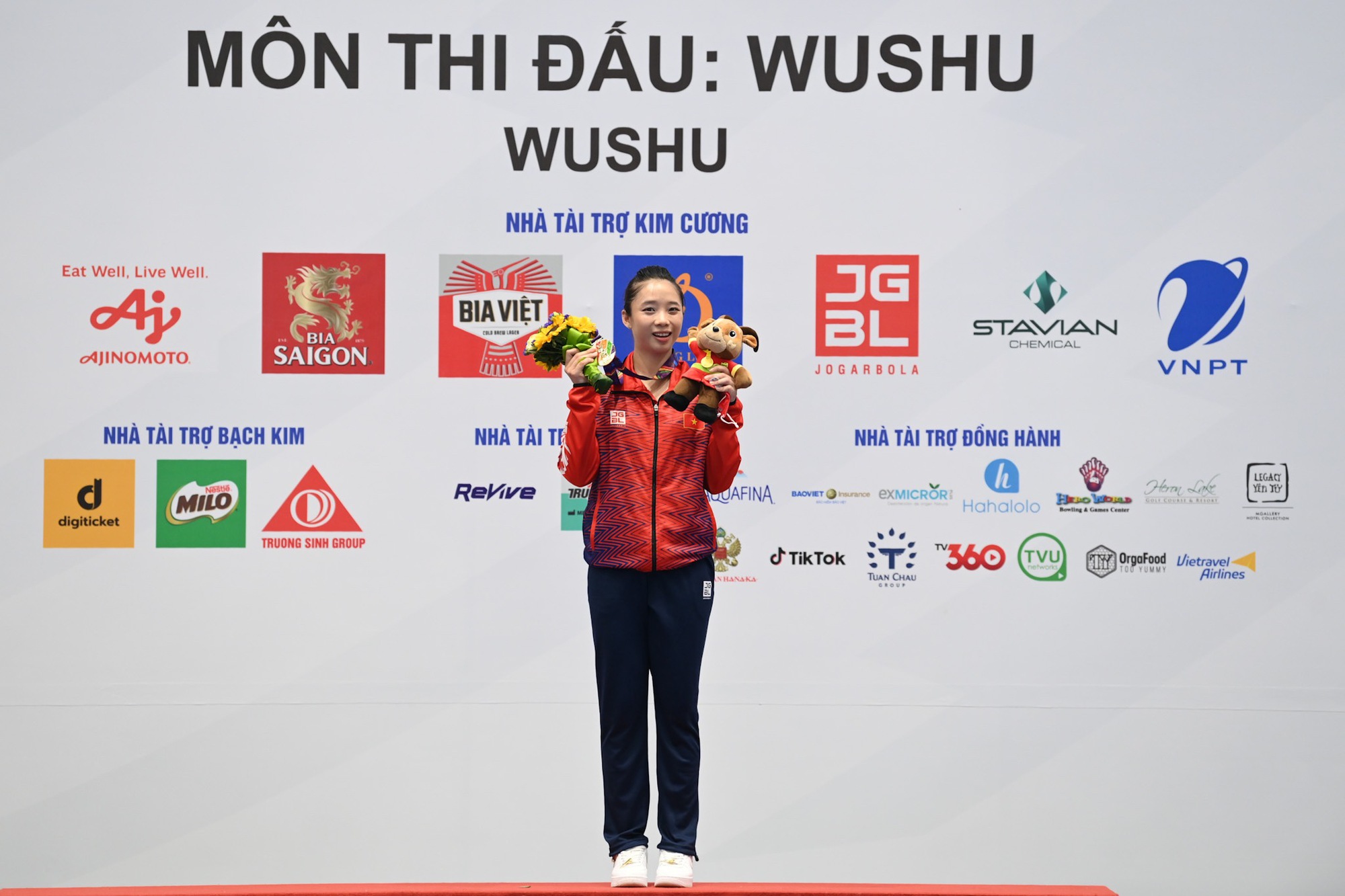 SEA Games 31: Dàn mỹ nhân Wushu Việt Nam liên tục giành Huy chương cho đoàn TTVN - Ảnh 25.