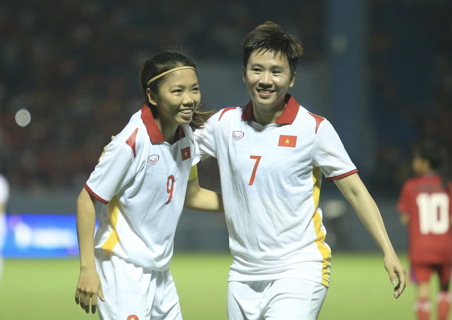 Tuyết Dung lập siêu phẩm, đội tuyển nữ Việt Nam ghi cơn mưa bàn thắng trước Campuchia  - Ảnh 3.