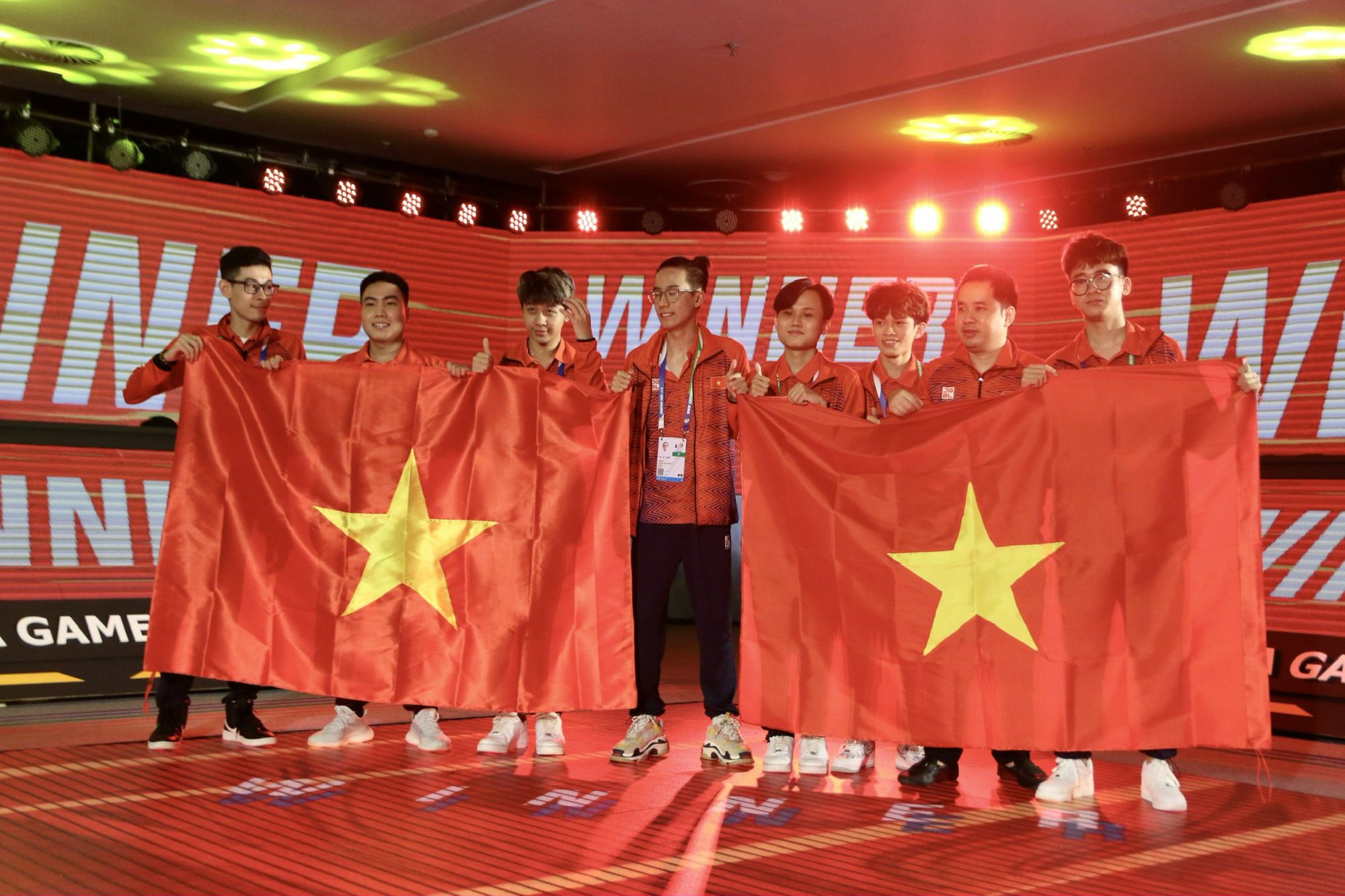 Đội tuyển LMHT: Tốc Chiến mang về HCV lịch sử cho Esports Việt Nam ở SEA Games 31 - Ảnh 1.